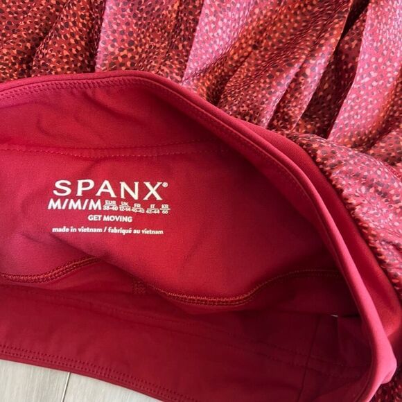 Spanx Women's Get Moving Pleated Rust Red Rich Athletic Skort Size M - Picture 5 of 8